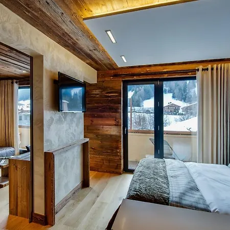 Hotel Hotel-chalet Les Ecureuils Restaurant, Piscine, Jardin Garage 3*