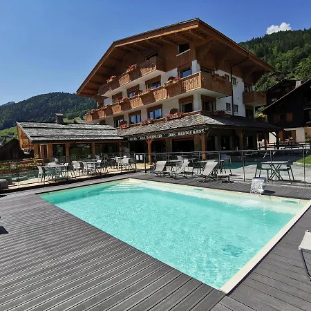Hotel-chalet Les Ecureuils Restaurant, Piscine, Jardin Garage Hotel