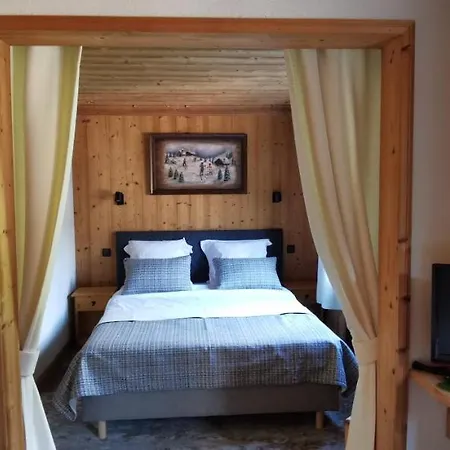 Hotel Hotel-chalet Les Ecureuils Restaurant, Piscine, Jardin Garage 3*