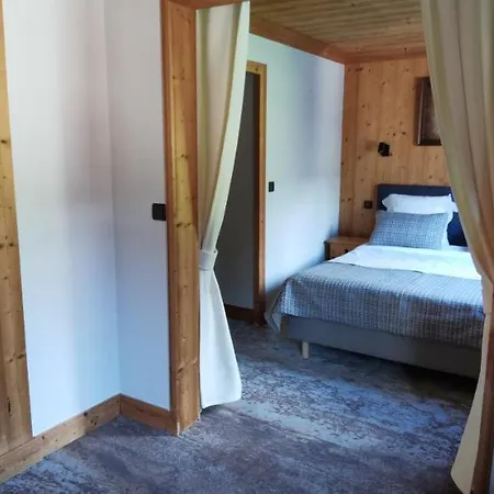 Hotel-chalet Les Ecureuils Restaurant, Piscine, Jardin Garage Le Grand-Bornand