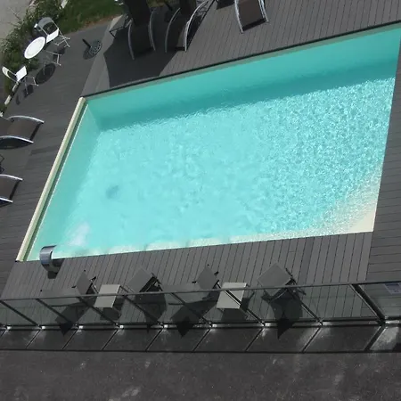 Hotel-chalet Les Ecureuils Restaurant, Spa, Sauna, Garage Hotel 3*