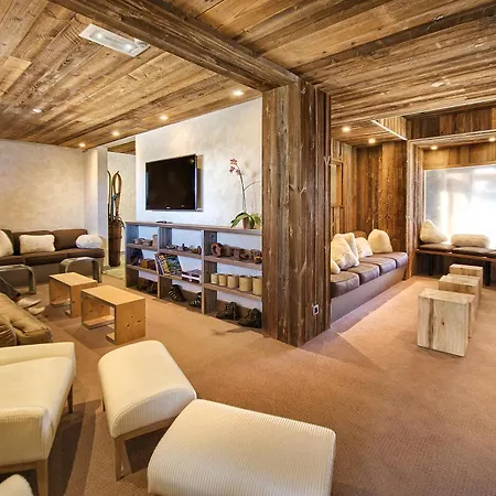 Hotel Hotel-chalet Les Ecureuils Restaurant, Piscine, Jardin, Garage 3*