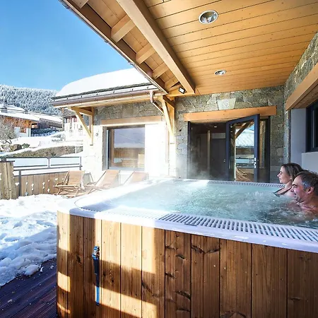 Hotel Hotel-chalet Les Ecureuils Restaurant, Piscine, Jardin Garage Le Grand-Bornand